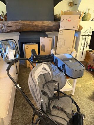 Bugaboo Bee 5 Completo Gris + Silla Coche