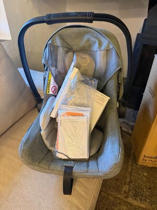 Bugaboo Bee 5 Completo Gris + Silla Coche