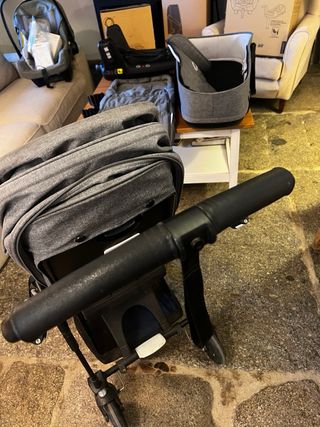 Bugaboo Bee 5 Completo Gris + Silla Coche