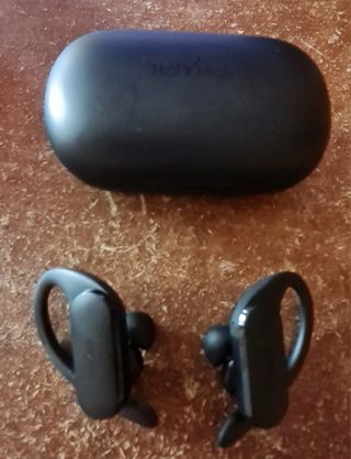 Auriculares Bluetooth Holy High Negros