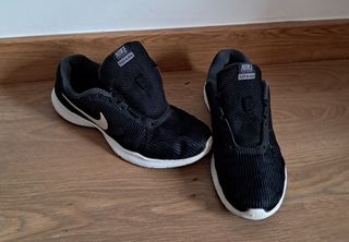 Deportivas Nike Negras