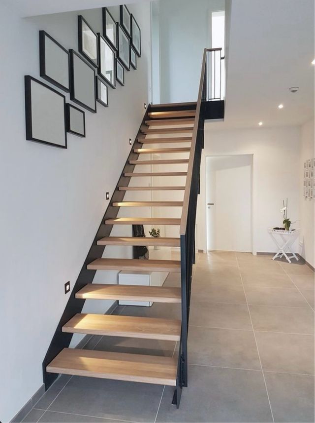 Escaleras de madera y metal