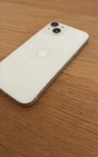 iPhone 13 Blanco - Pantalla Rota