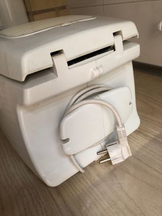 Freidora Jata blanca