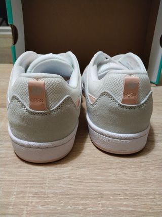 Zapatillas Nike Mujer Blancas y Rosas