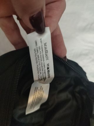 Riñonera unisex negra