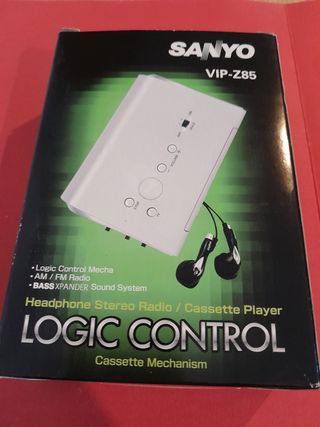 Sanyo VIP-Z85 Radio Cassette Player