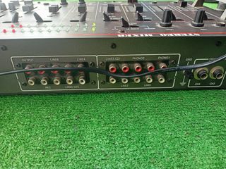 Mesa de mezclas Acoustic Control SM-7004H