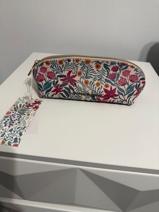 Estuche Women'secret floral rosa