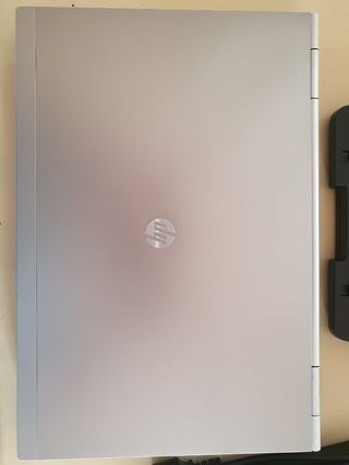 HP Elitebook Pro Ordenador Portátil + Docking Stat