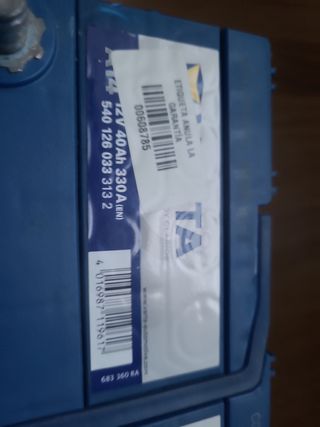 Batería coche VARTA 12V 40Ah 

