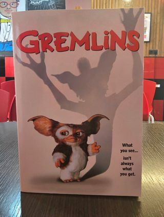 Figura NECA Gremlins Ultimate Gizmo Accesorios