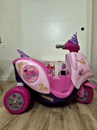 Moto Feber Princesas 6V Batería Nueva