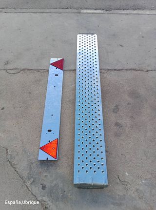 Rampa o plataforma Porta Motos con Portamatrículas