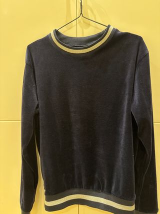 Sudadera terciopelo H&M azul con detalles dorados