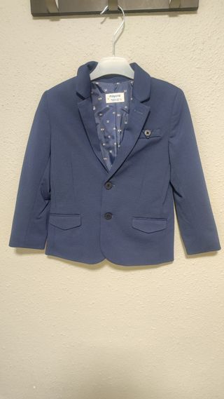 2 Chaquetas vestir niño azulón.