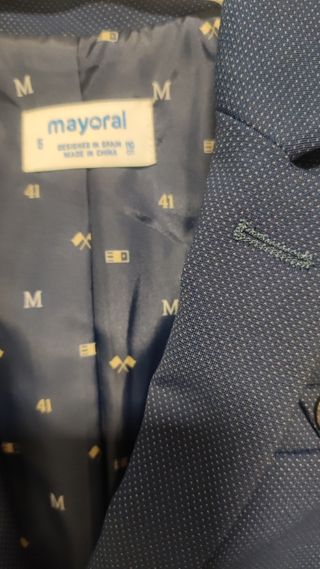 2 Chaquetas vestir niño azulón.