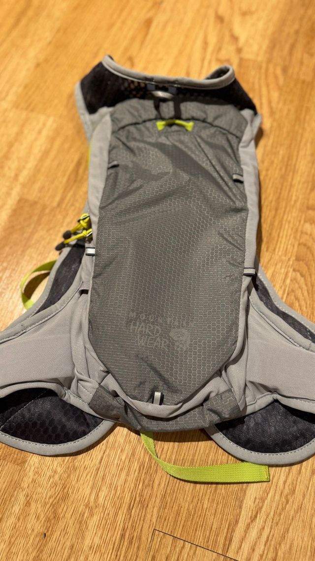 Chaleco Mountain Hardwear S/M