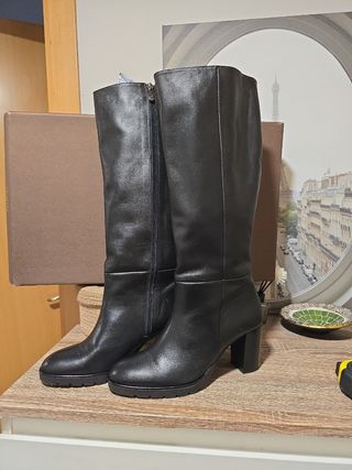 Botas altas Dansi negras