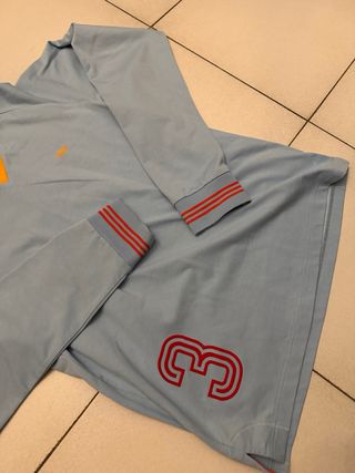 Camiseta Adidas manga larga azul con número 3