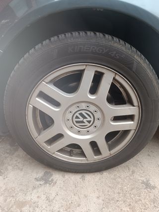 Ruedas 16" con neumáticos y llantas 