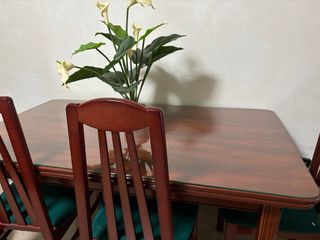 Mesa de comedor de madera y cristal pegable 