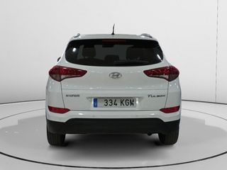 Hyundai Tucson 1.7 CRDi Essence Bluedrive 2WD