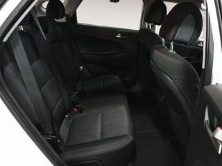 Hyundai Tucson 1.7 CRDi Essence Bluedrive 2WD