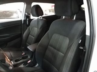 Hyundai Tucson 1.7 CRDi Essence Bluedrive 2WD