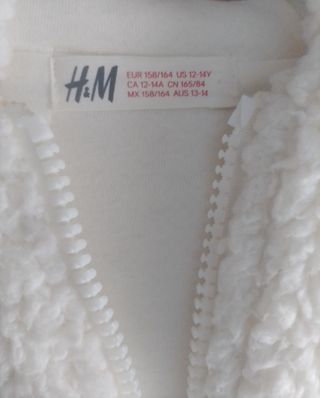 Chaqueta H&M blanca polar con cremallera