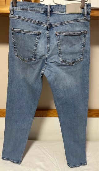 Pantalón vaquero Zara azul