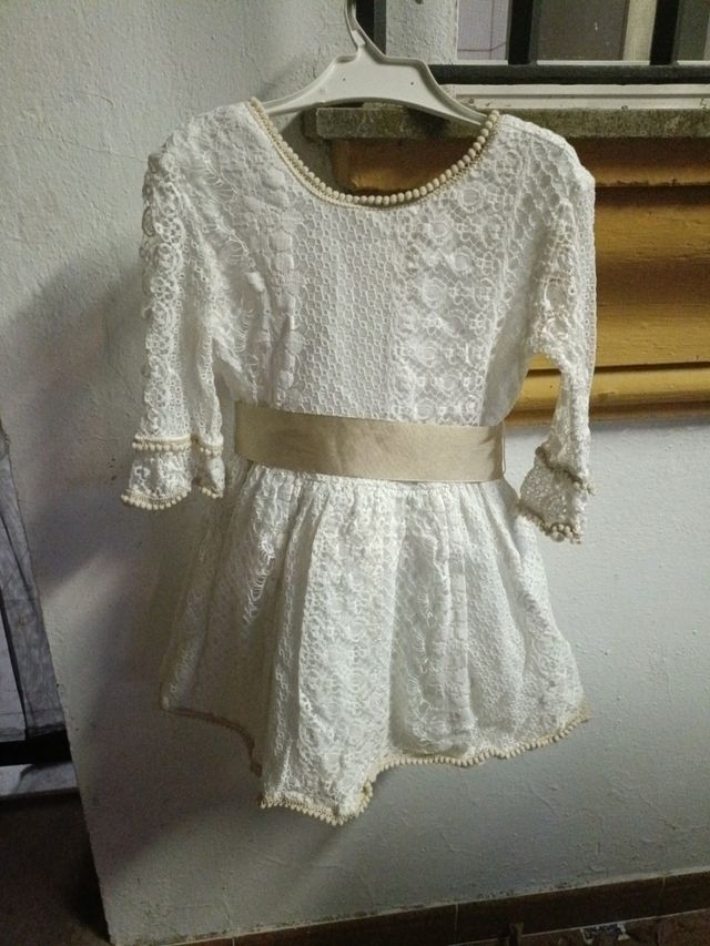 Vestido fiesta niña blanco encaje talla 6.