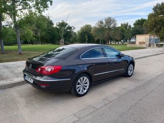 Volkswagen Passat CC 2009