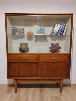 Vitrina Mid Century Madera y Cristal