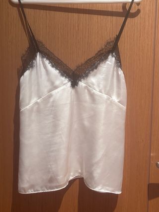 Camiseta lencera encaje negro y blanco
