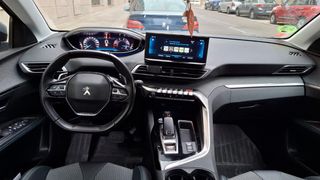 Peugeot 5008 2021