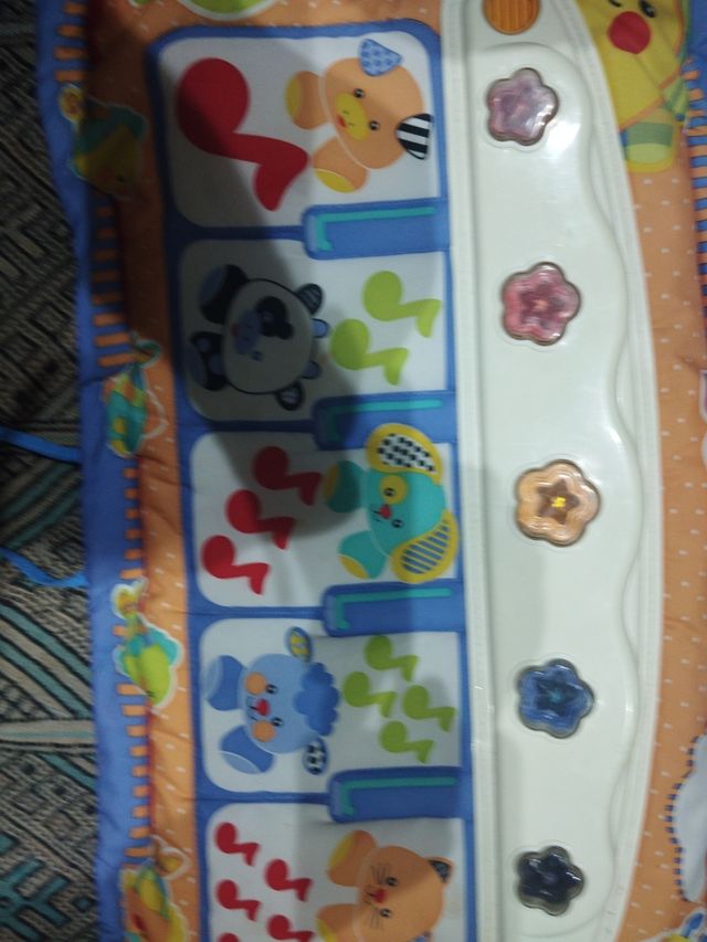 Pianos musical infantil.