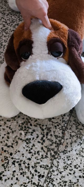 Peluche perro grande marrón y blanco