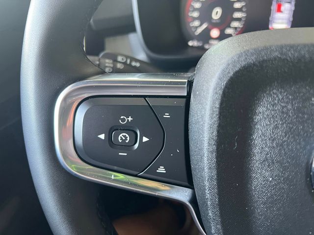 Volvo XC40 T4 Recharge AUTO 211cv HÍBRIDO/ENCHUFA 