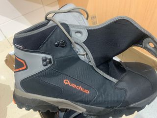 Botas de nieve Quechua negras y grises