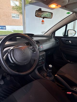 Citroen C4 coupe 2010