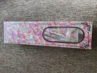 Muñeca de porcelana floral