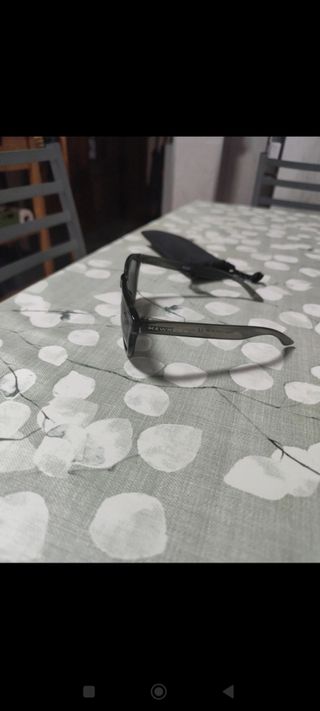Gafas de sol Hawkers grises y negras