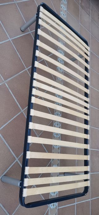 Somier multiláminas con patas 90x190