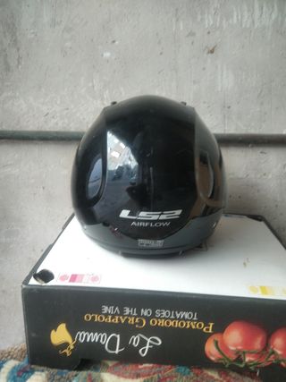 Casco de moto LS2 negro