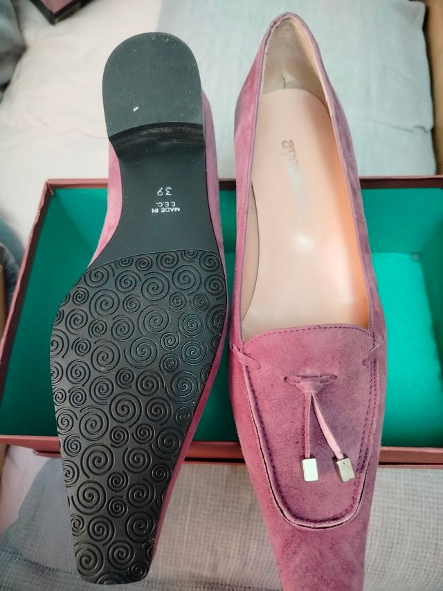 Zapatos Ayestaran rosa y dorado