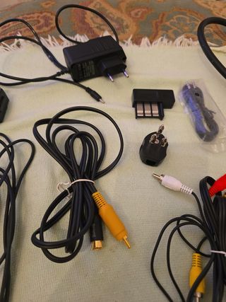 Lote de cables y adaptadores