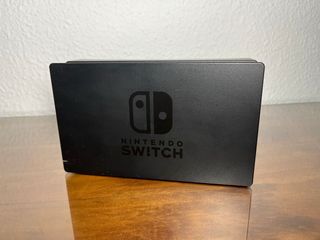 Nintendo Switch V2 + FIFA19 + Accesorios