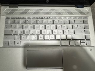 Portátil HP Pavilion i5 Táctil