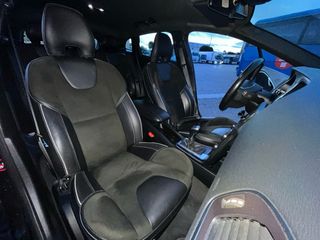 Volvo V40 2.0 D2 Business Sport 120CV (2016)